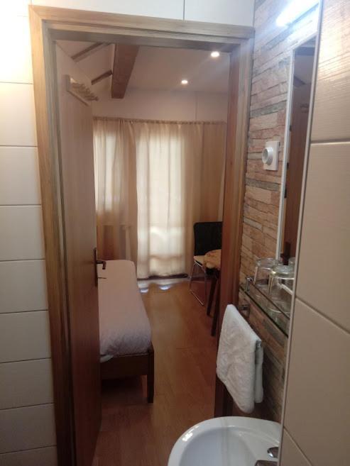 Guesthouse Marton Jezerce Zewnętrze zdjęcie